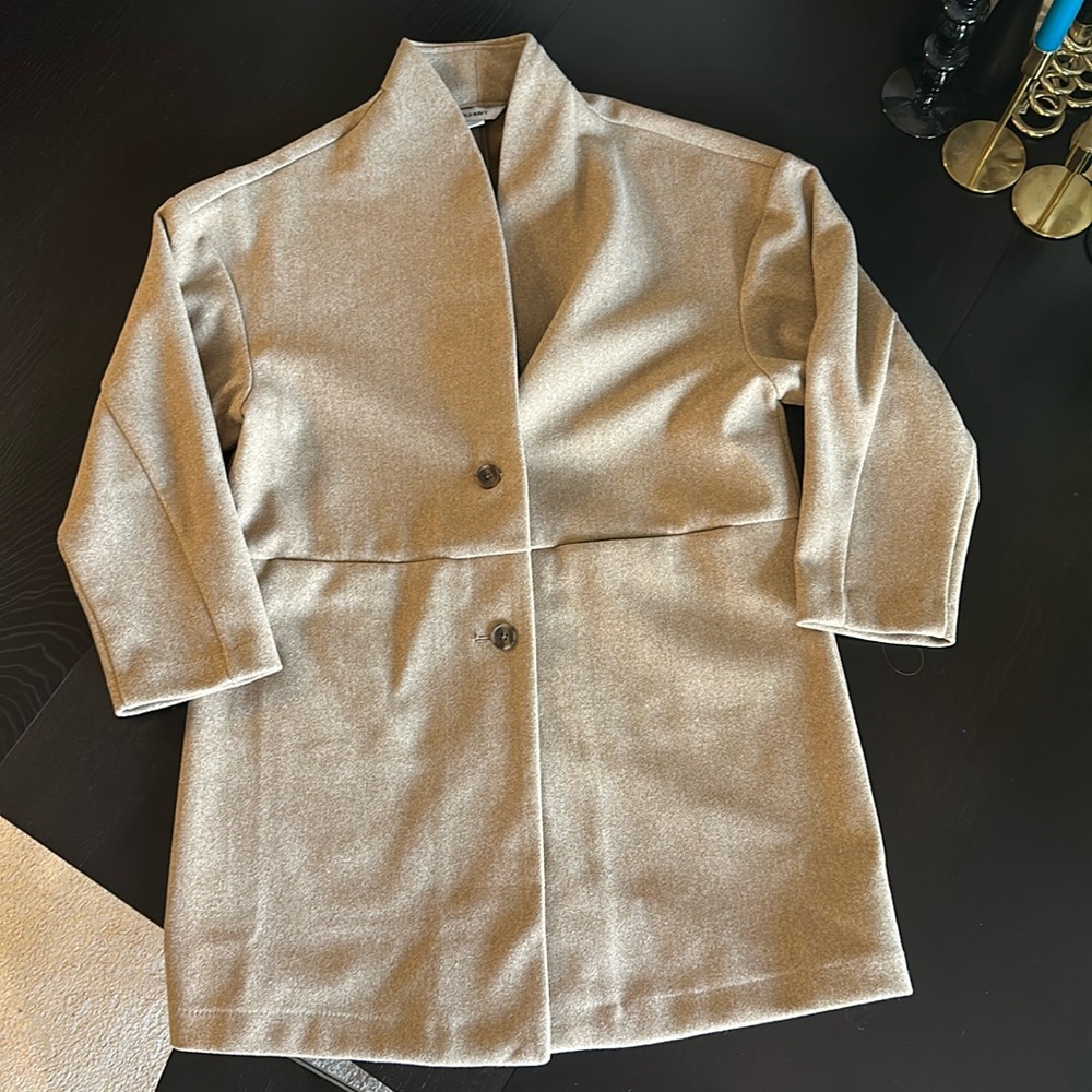 Lightweight 3/4 length coat